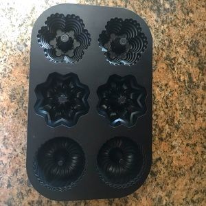 NORDIC WARE MINI BUNDT BAKING PAN